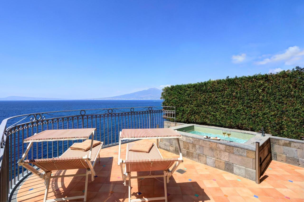 Grand Hotel Ambasciatori Sorrento Esterno foto