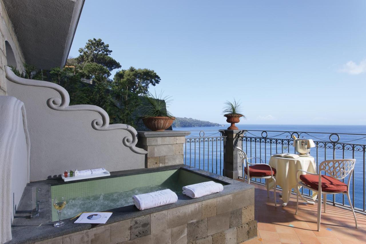Grand Hotel Ambasciatori Sorrento Esterno foto
