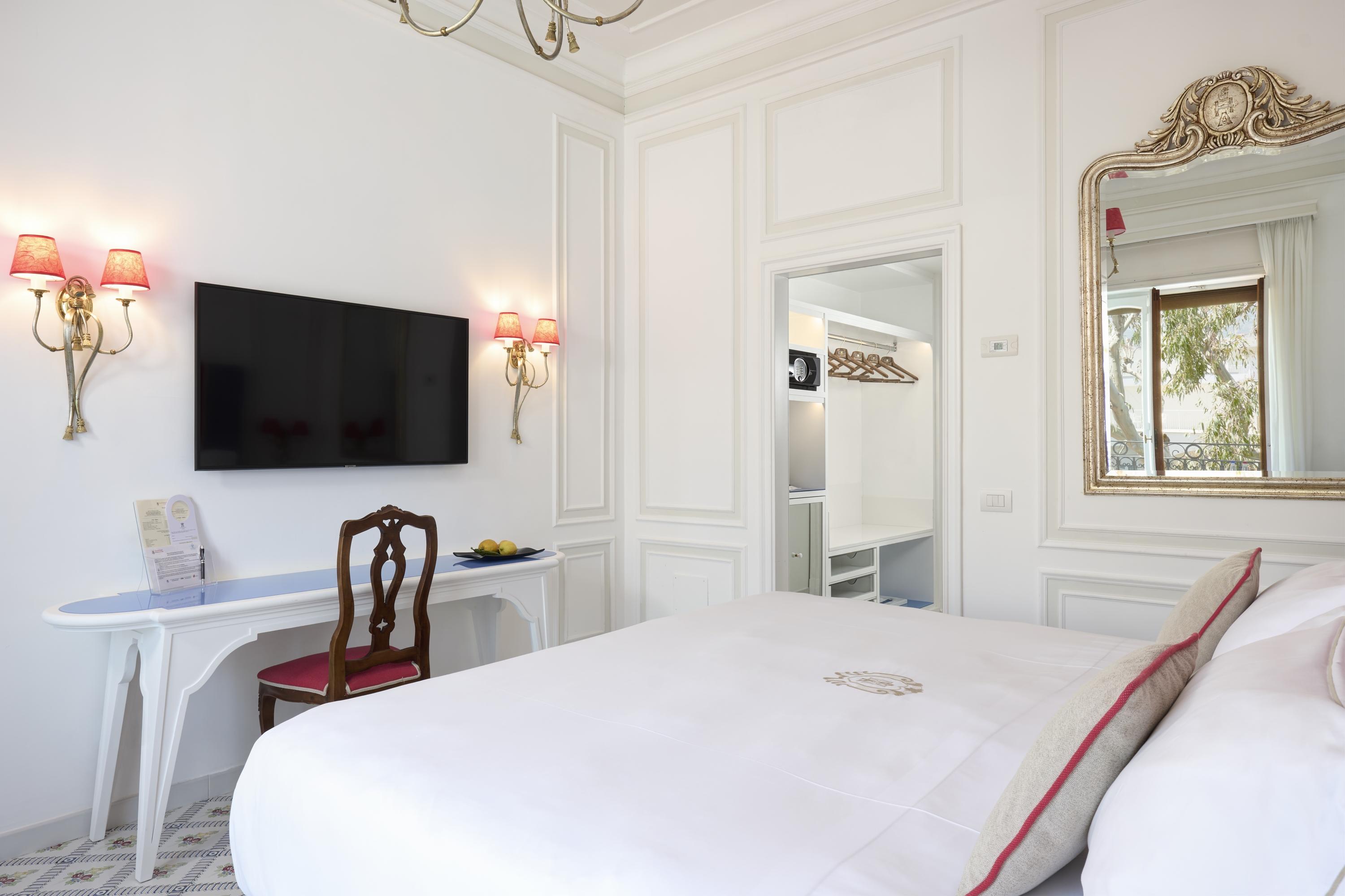 Grand Hotel Ambasciatori Sorrento Esterno foto
