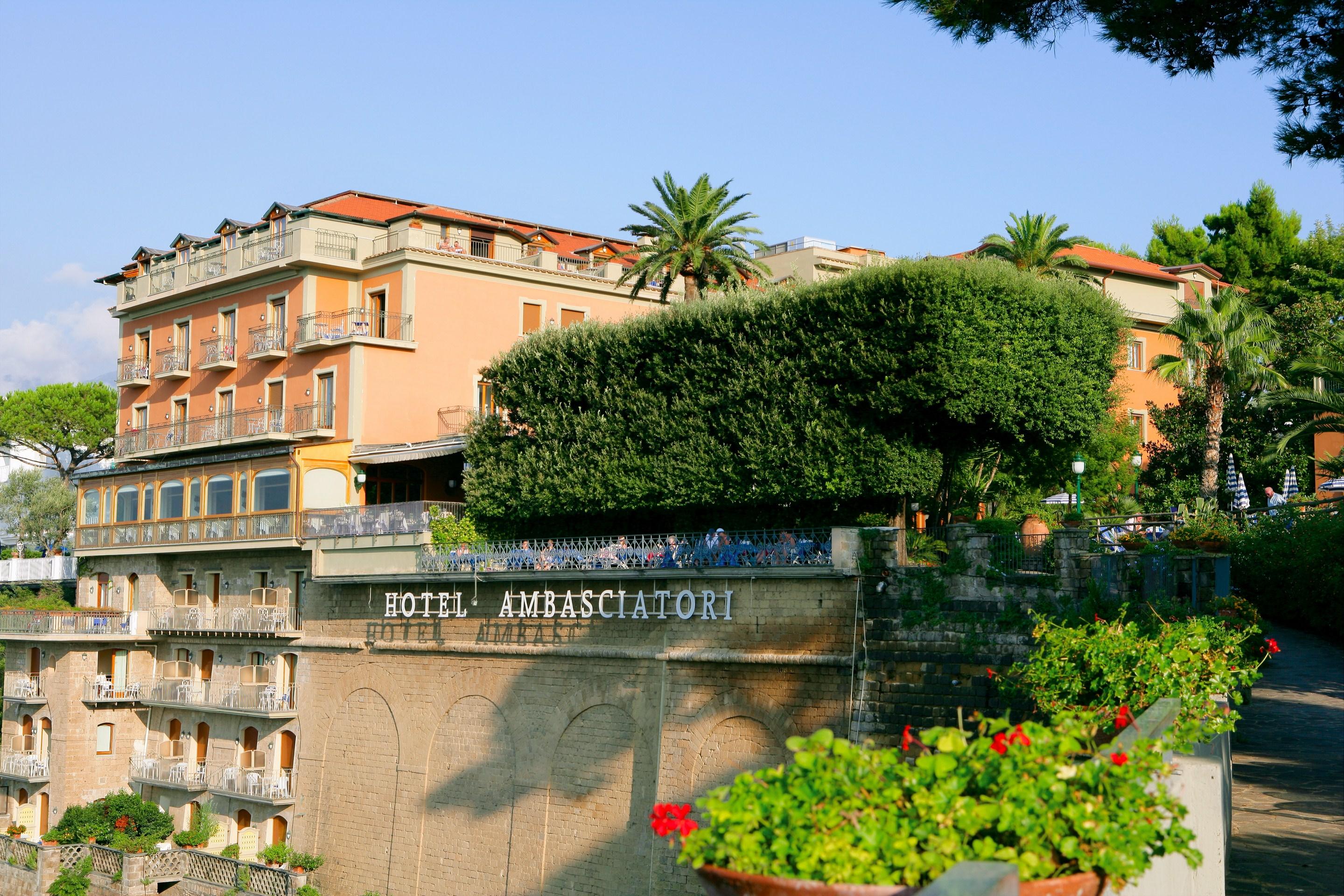 Grand Hotel Ambasciatori Sorrento Esterno foto