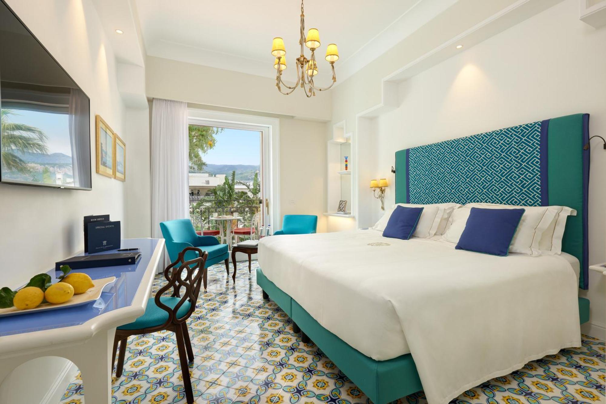 Grand Hotel Ambasciatori Sorrento Esterno foto