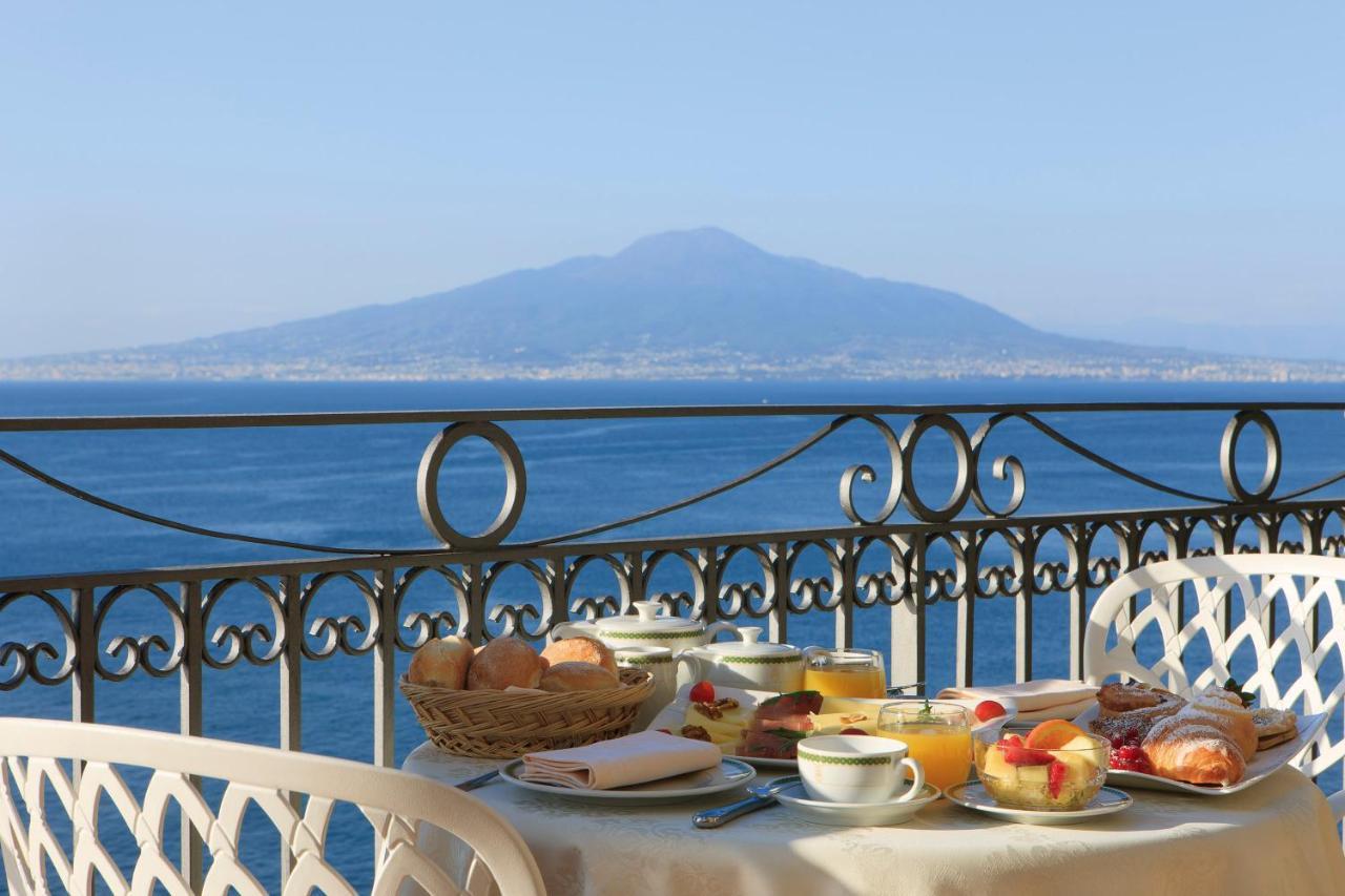 Grand Hotel Ambasciatori Sorrento Esterno foto
