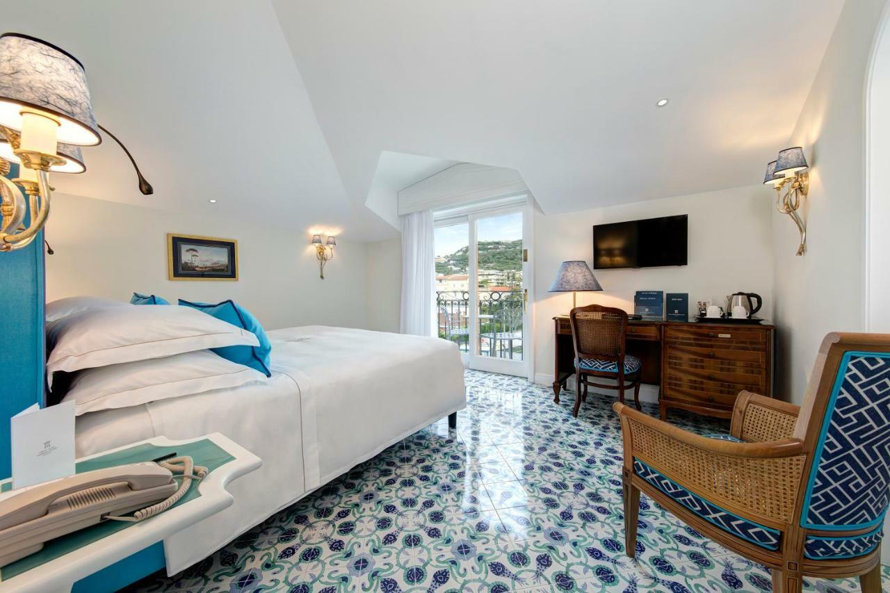 Grand Hotel Ambasciatori Sorrento Esterno foto